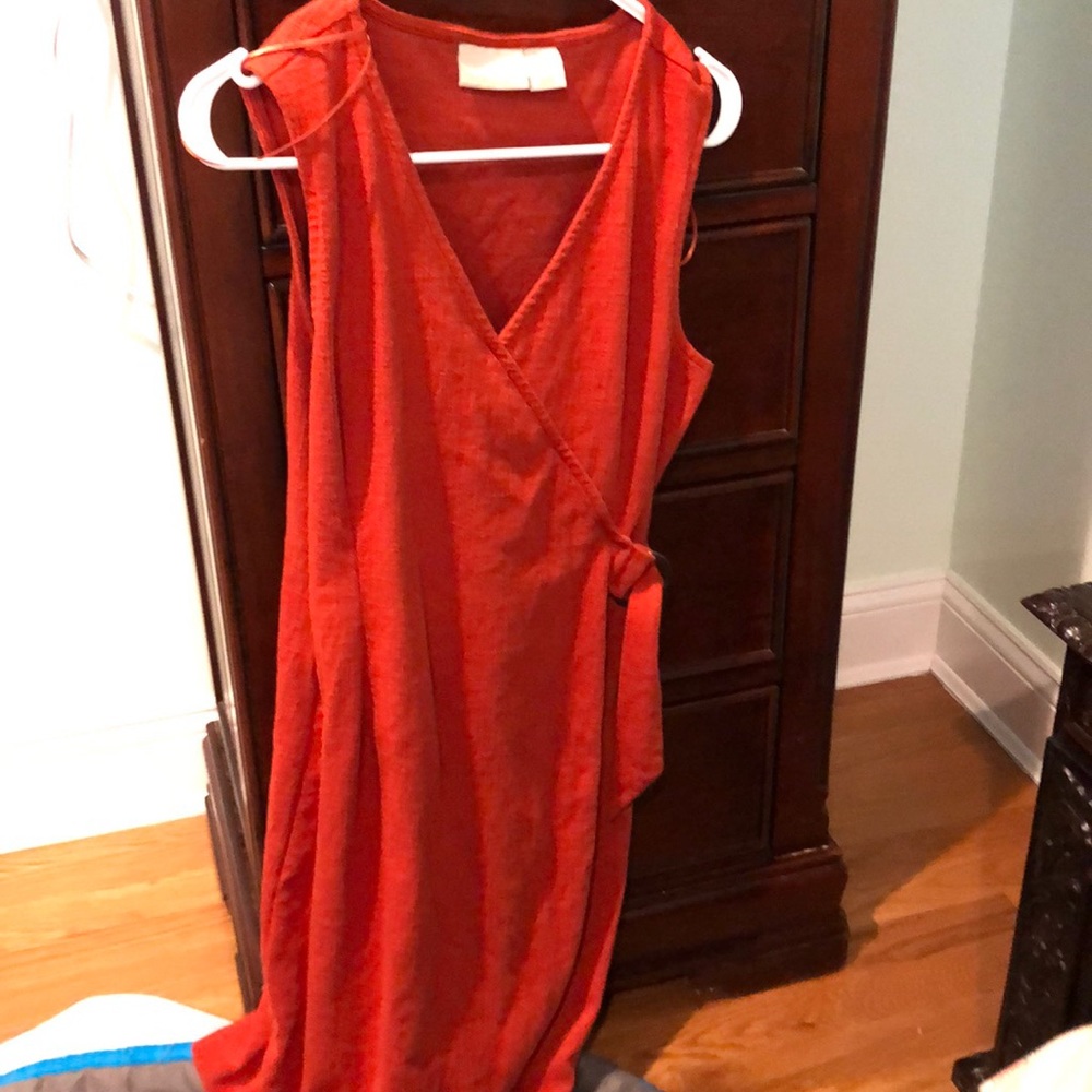 Wrap dress sleeveless
